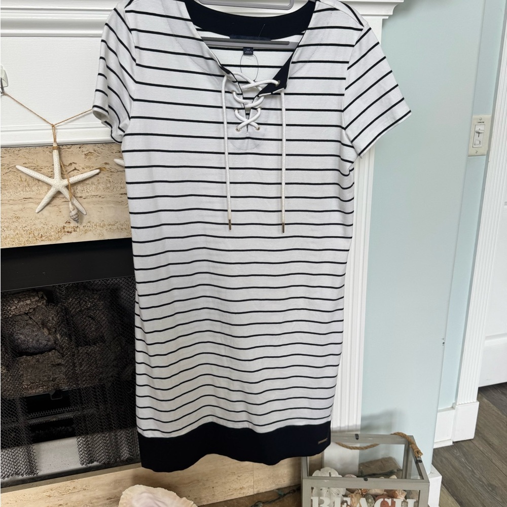 Tommy Hilfiger Striped lace up tee shirt dress size black and white - size S/P